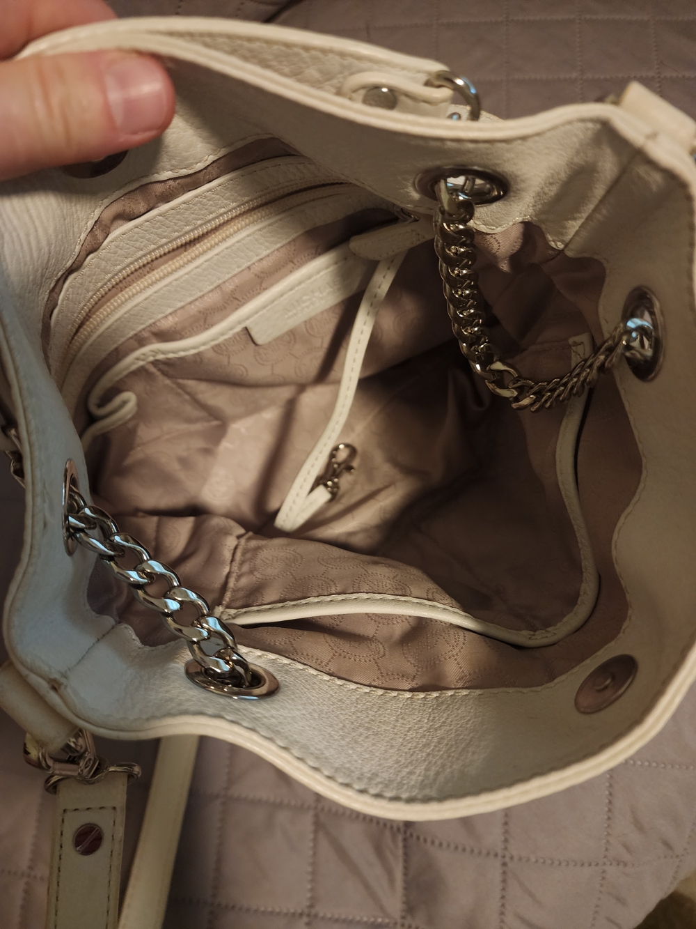 Michael Kors White Leather Chain-Handle Hobo Bag - Picture 3 of 6